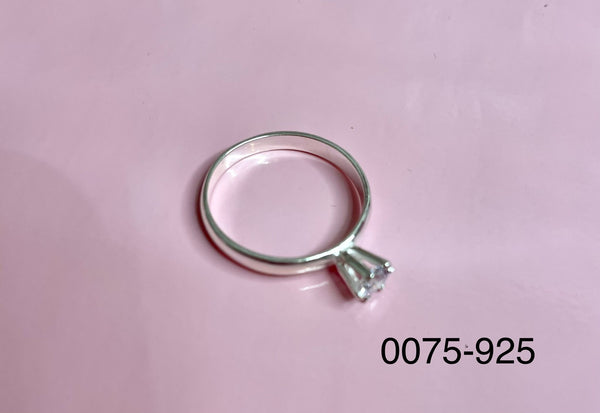 925 Silver Sparkling Solitarie Zirconi Stone Ring 4mm